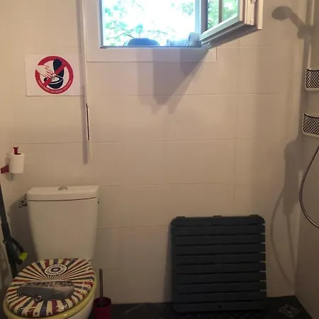 L Atypique ベッド・アンド・ブレックファスト 3*