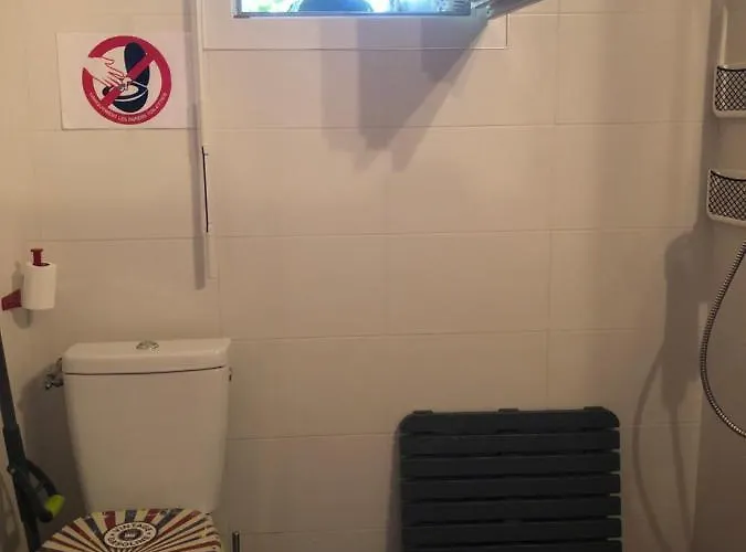 L Atypique Bed & Breakfast 3*